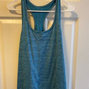 Lululemon tech mesh tank